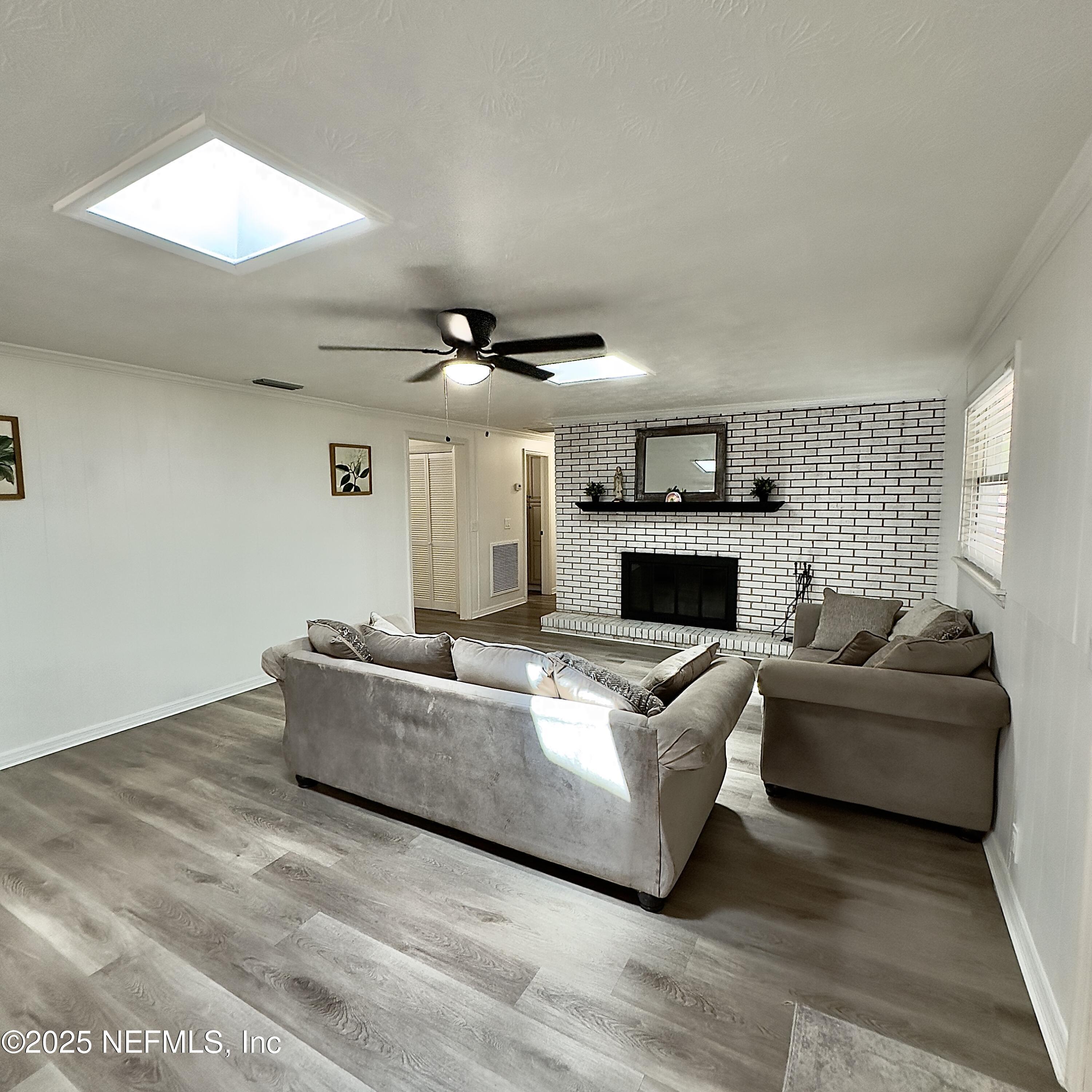 Property Photo: 10236 Shore View Drive S FL 32218