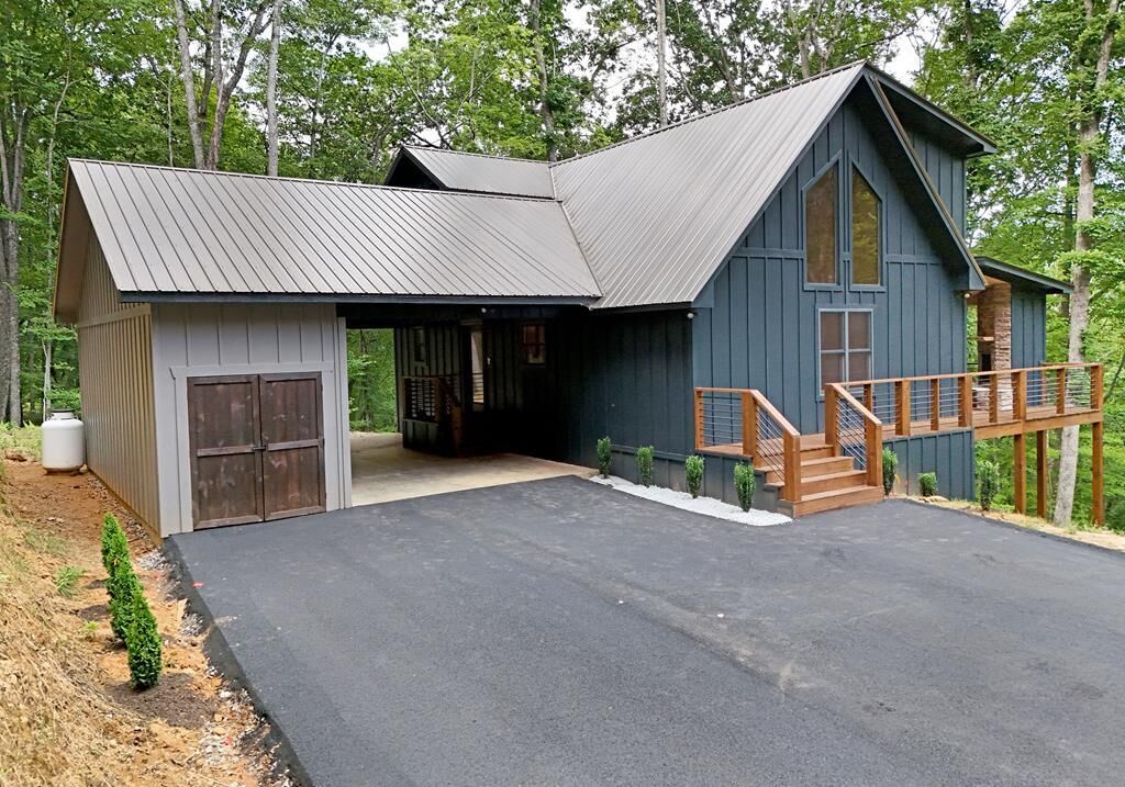 Property Photo:  1264 Sunrock Mountain Road  GA 30511 