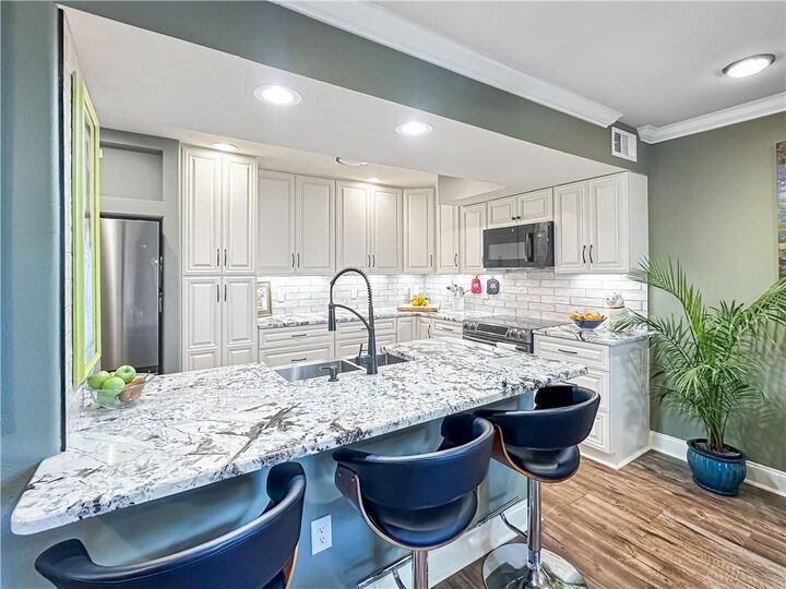 Property Photo: 60 Chamale Cove 60 LA 70460