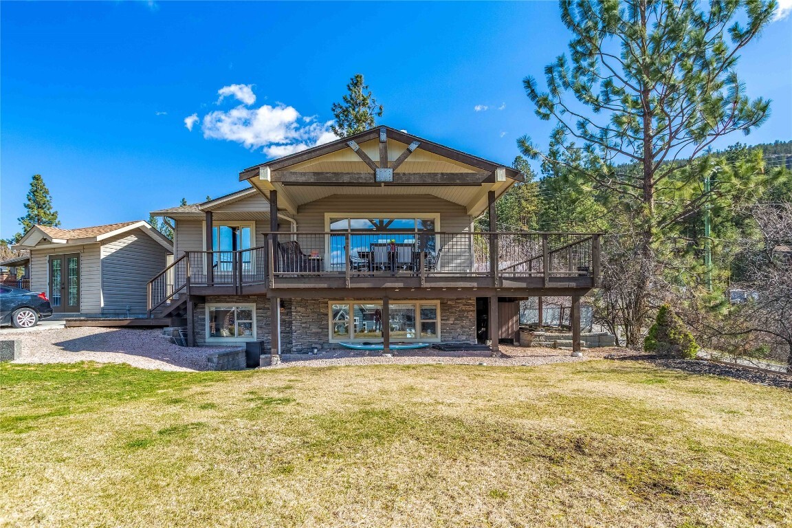 Property Photo:  16621 Maki Road  BC V4V 2H2 
