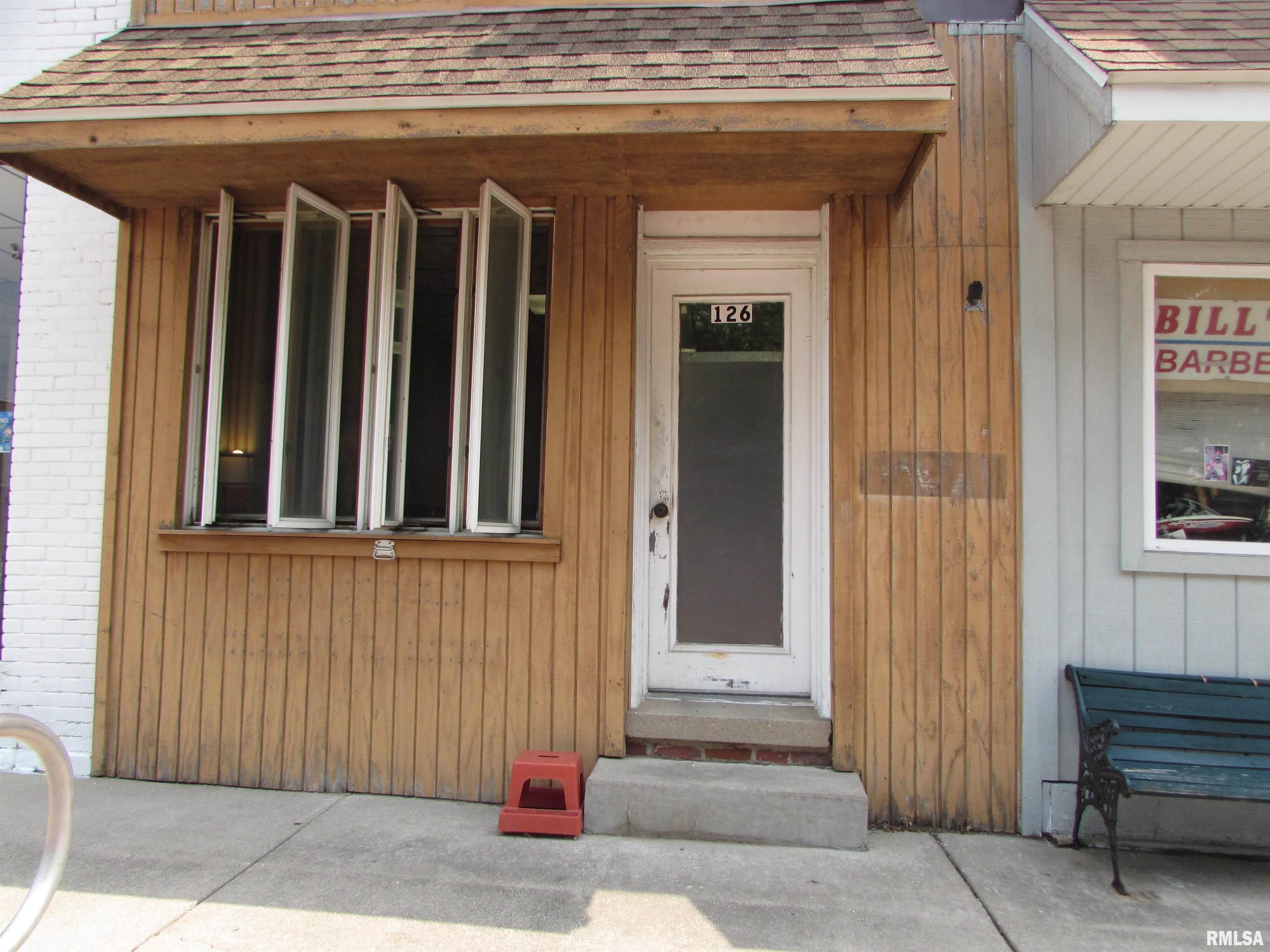 Property Photo: 126 N Davenport Street IL 61548