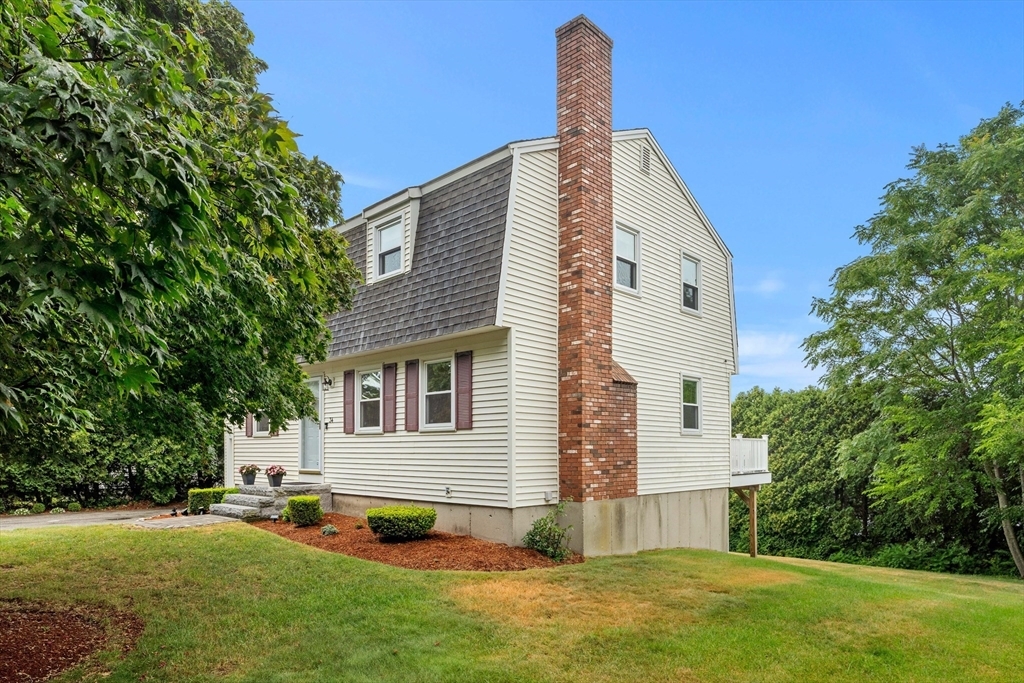 Property Photo:  34 Geana Ln  MA 01852 