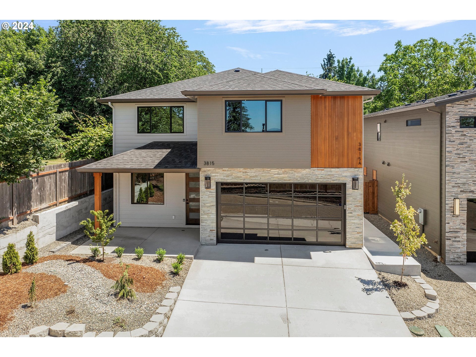 Property Photo: 3815 Rose Ct WA 98660