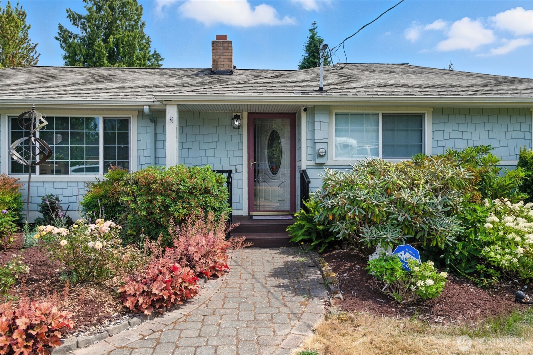 Property Photo: 20517 81st Avenue W WA 98026