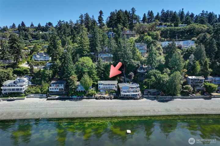 Property Photo:  16507  Maplewild Avenue SW  WA 98166 