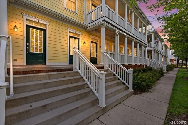 Property Photo: 304 Constitution Street MI 48188