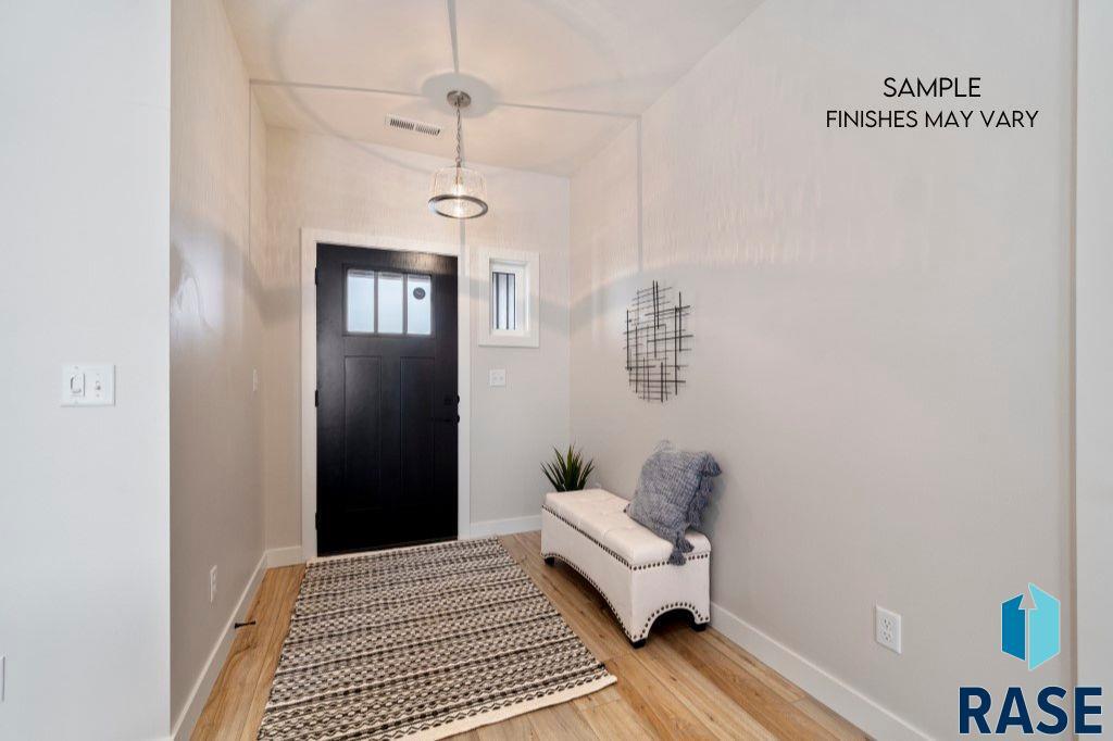 Property Photo: 5917 E Rush St SD 57110