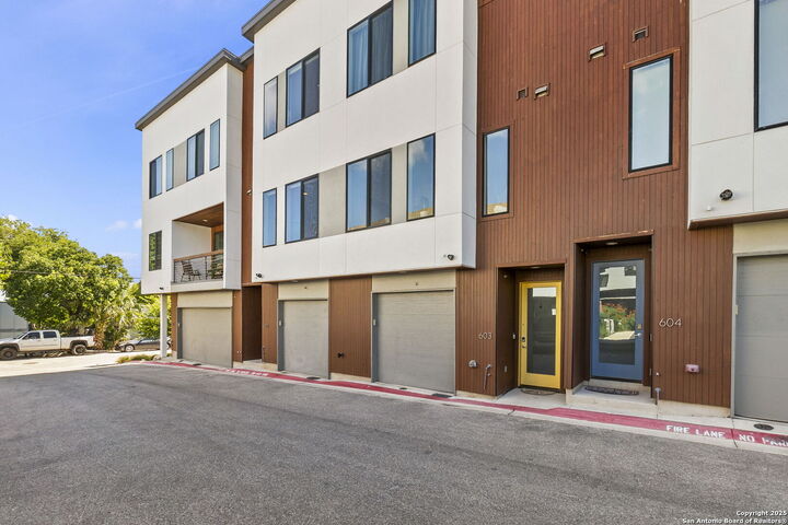 Property Photo:  102 Tendick Unit 602  TX 78209 