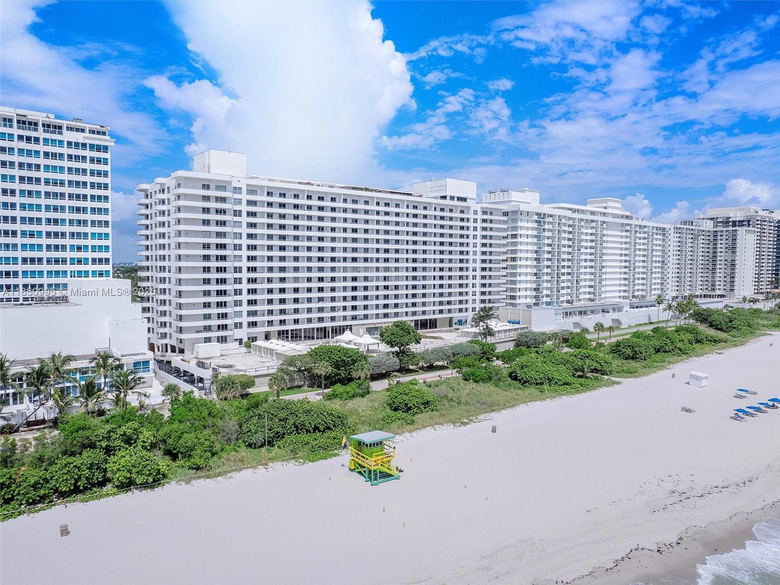 Property Photo: 5555 Collins Ave 4S FL 33140