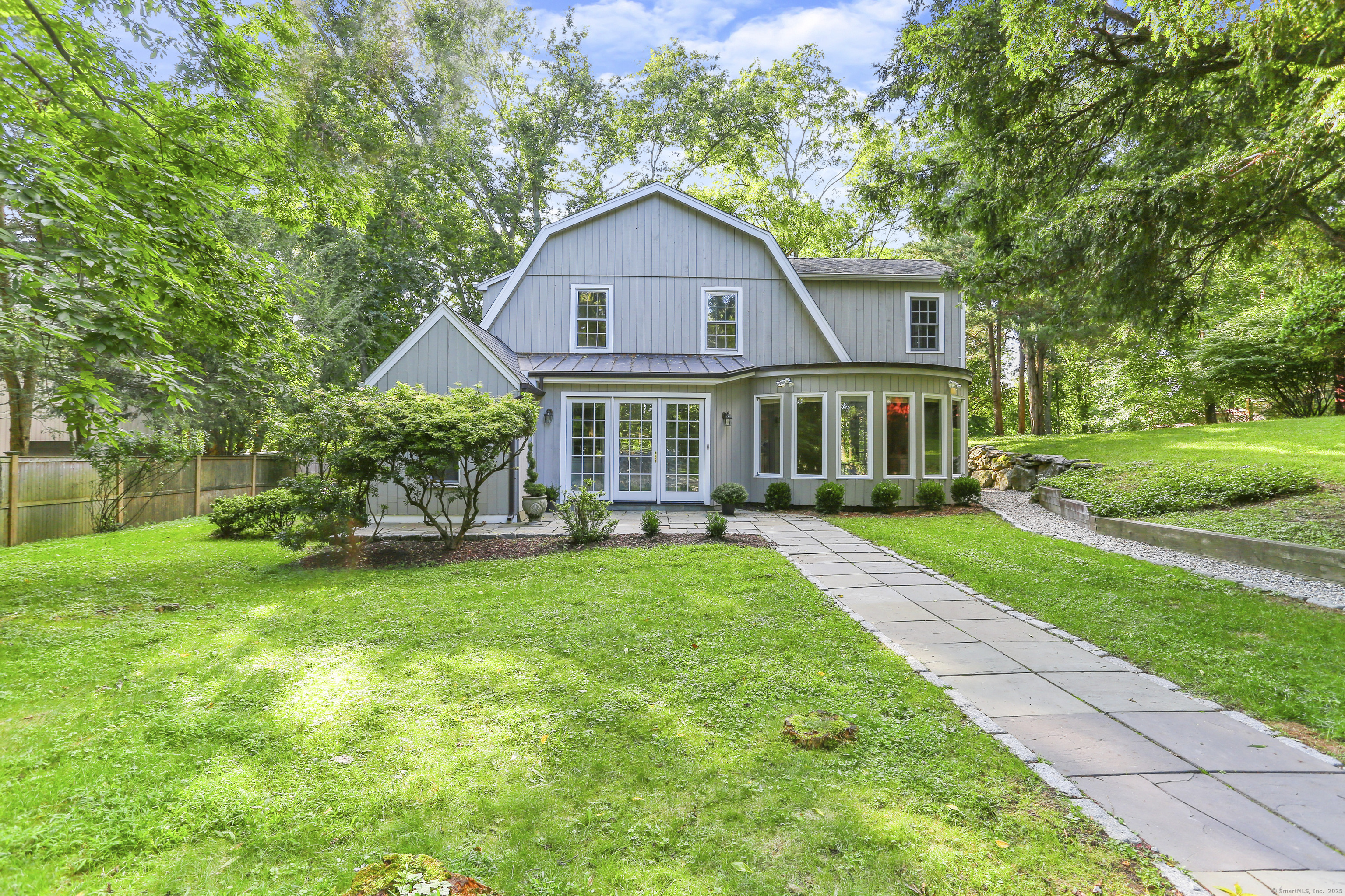 Property Photo:  112 Hillspoint Road  CT 06880 