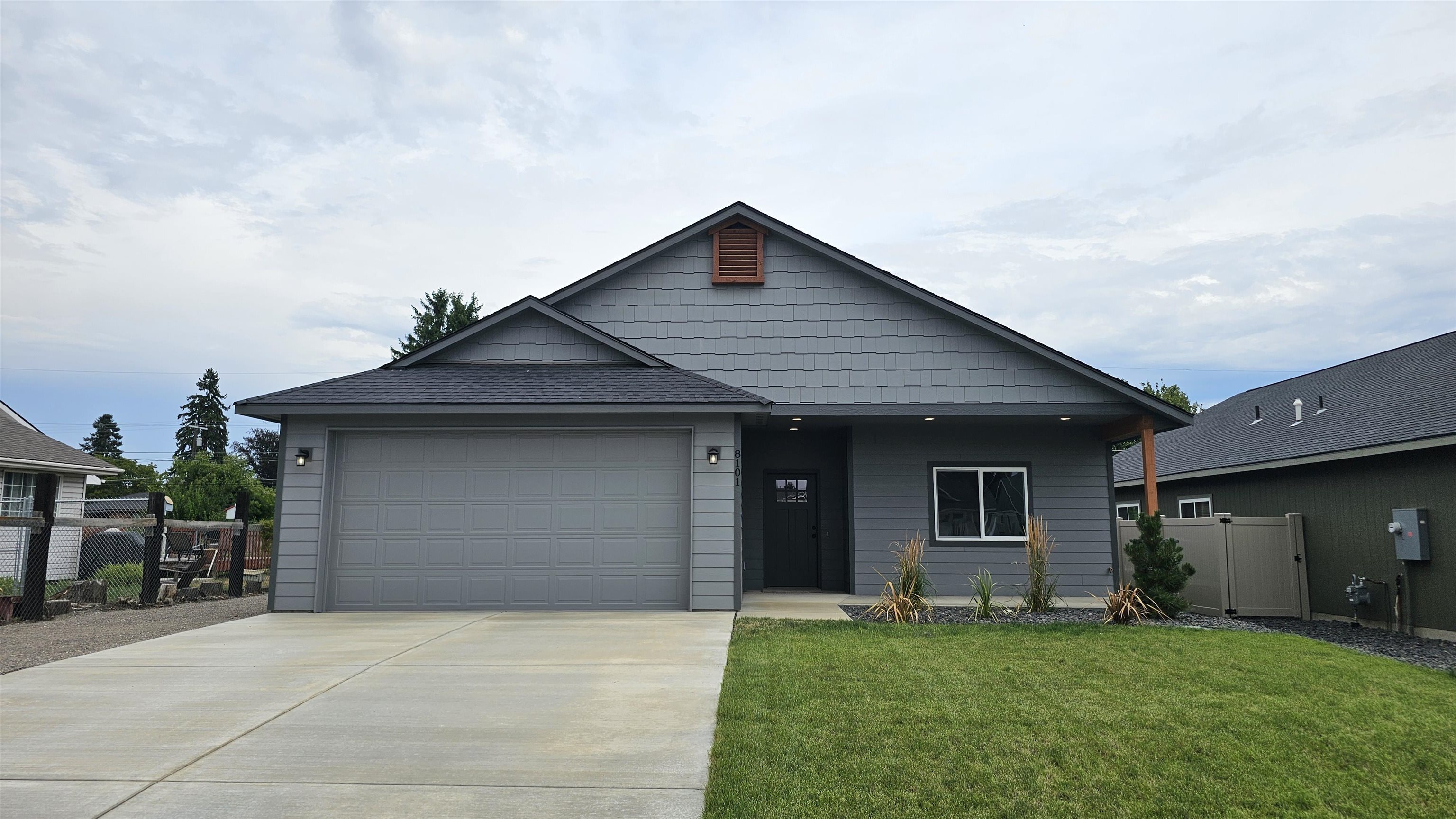 Property Photo:  8101 E Baldwin Ave  WA 99212 