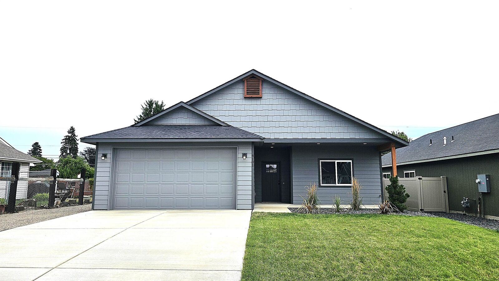 Property Photo:  8101 E Baldwin Ave  WA 99212 