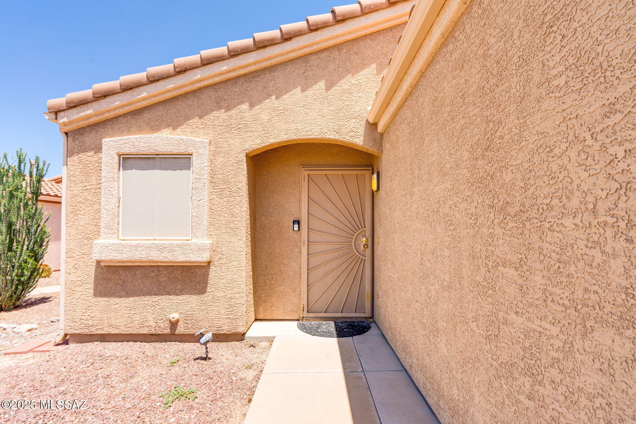 Property Photo: 9839 E Spanish Flower Court AZ 85748