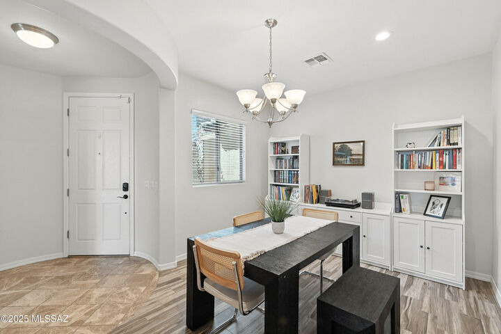 Property Photo: 3501 W Tailfeather Drive AZ 85658