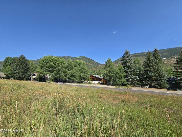 Property Photo: 1613 Matterhorn Circle CO 81657