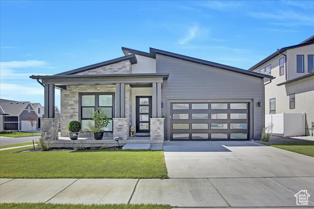 Property Photo: 1611 W Laurel Chase Dr S UT 84065