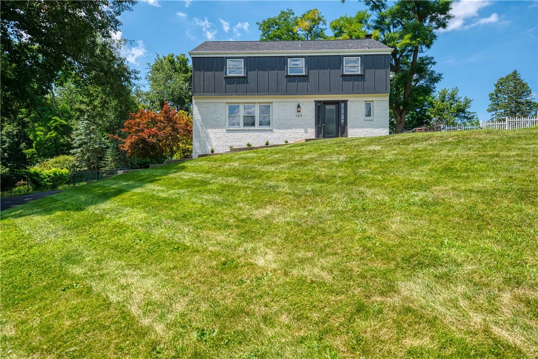 Property Photo:  129 Marble Dr  PA 15317 