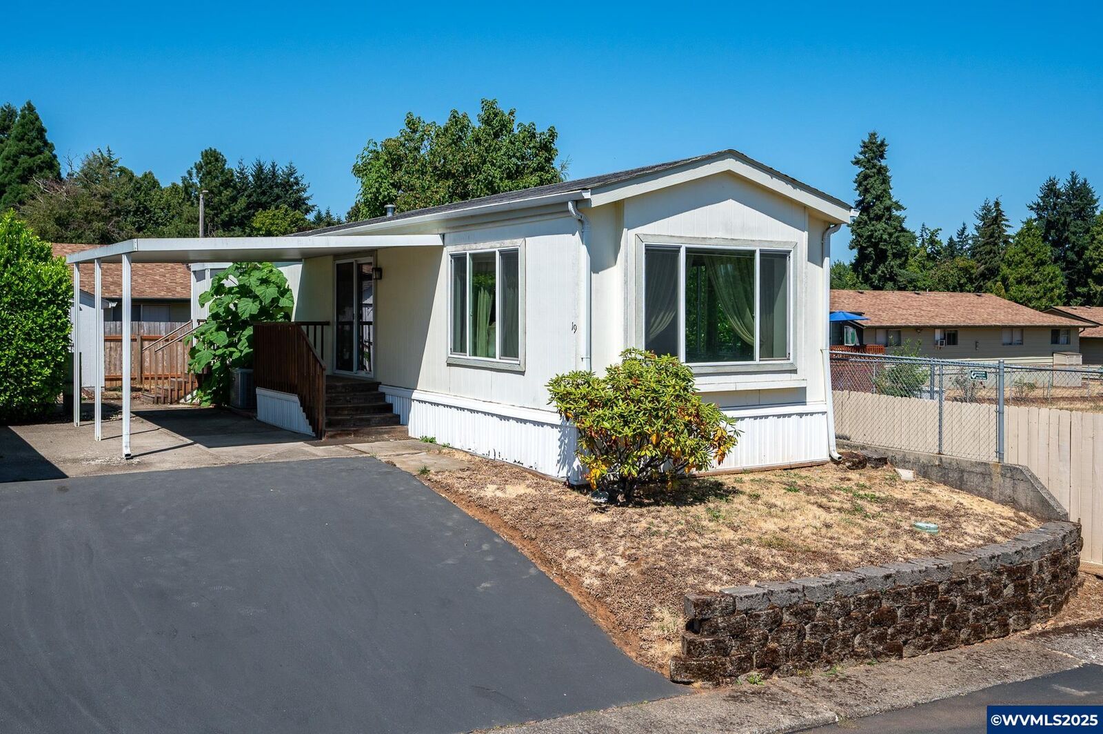 Property Photo: 4995 Sunnyside #19 Rd SE 19 OR 97302