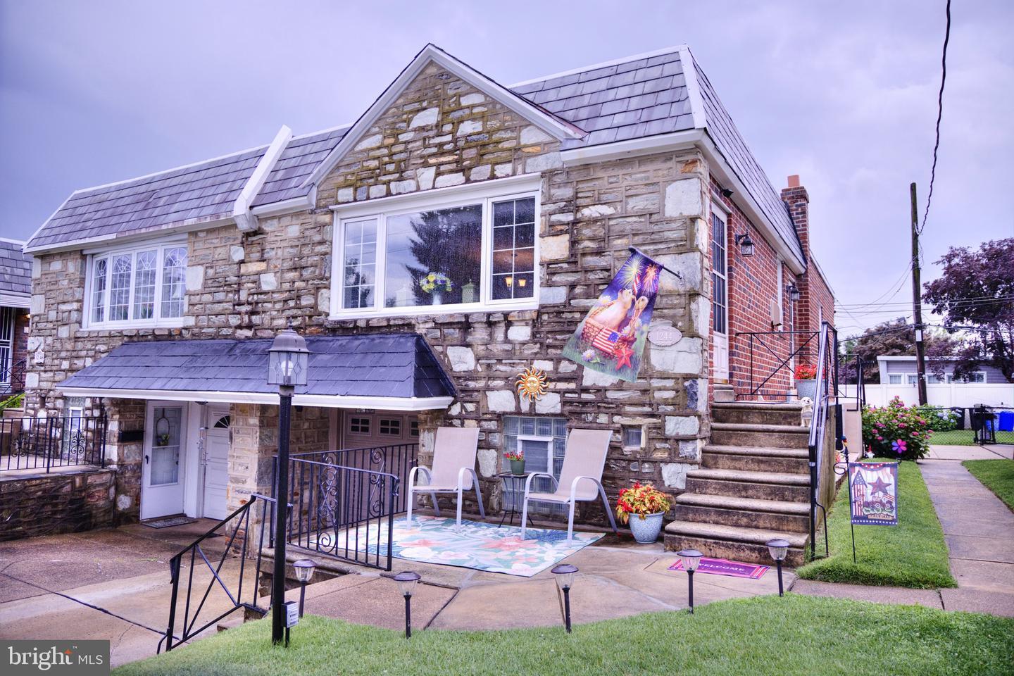 Property Photo: 1244 Napfle Avenue PA 19111