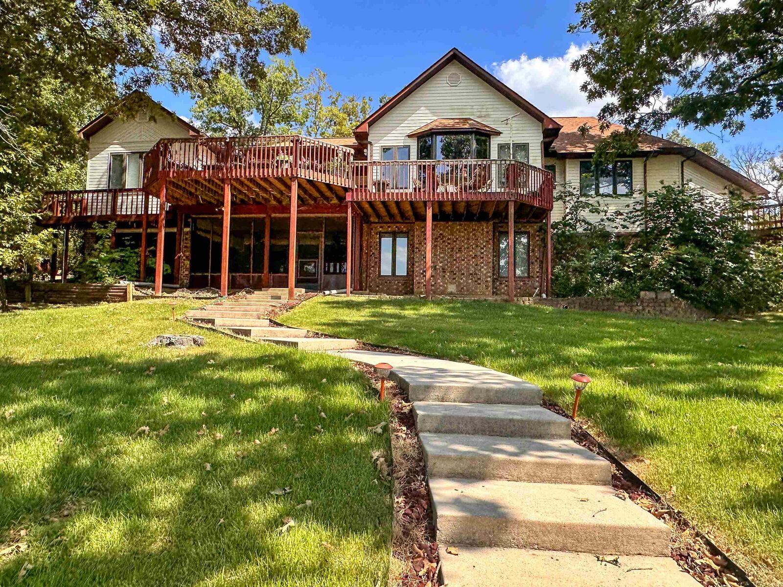 Property Photo: 606 S Shore Drive AR 72512