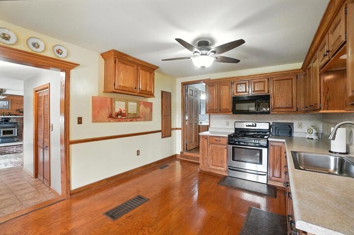 Property Photo: 7035 Hoover Road OH 43146