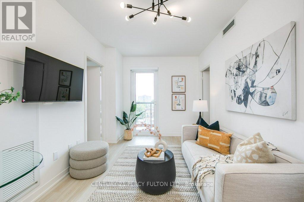Property Photo: 500 Wilson Avenue 701 ON M3H 0E5