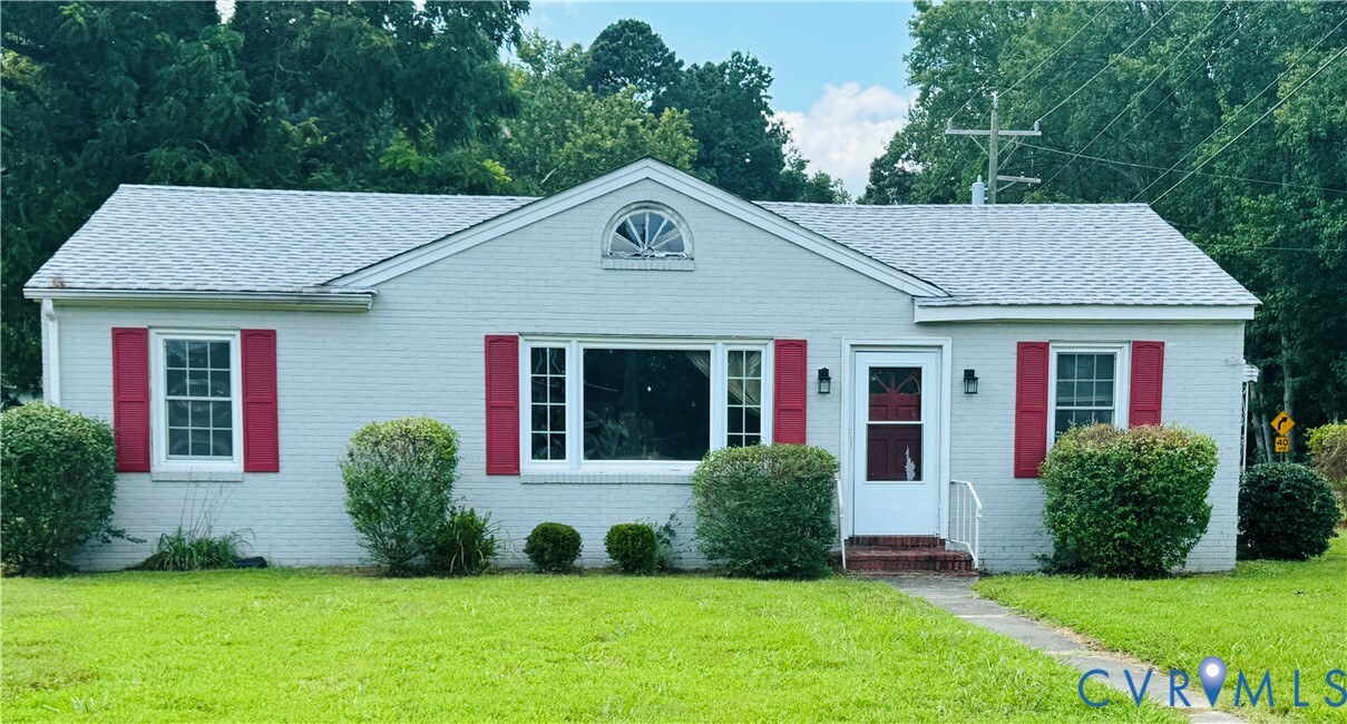950 Christ Church Road  Irvington VA 22576 photo