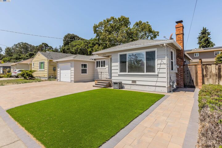 21259 Hobert St  Castro Valley CA 94546 photo