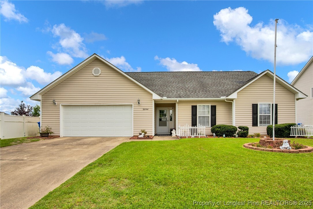 Property Photo: 5844 Nessee Street NC 28314