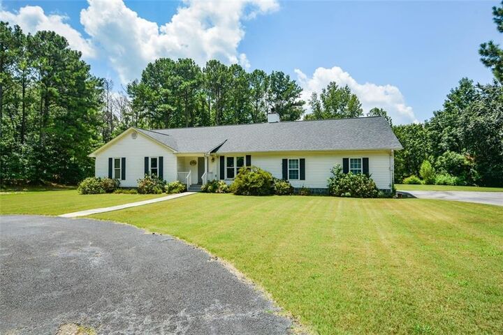 Property Photo: 4375 Highway 92 GA 30135