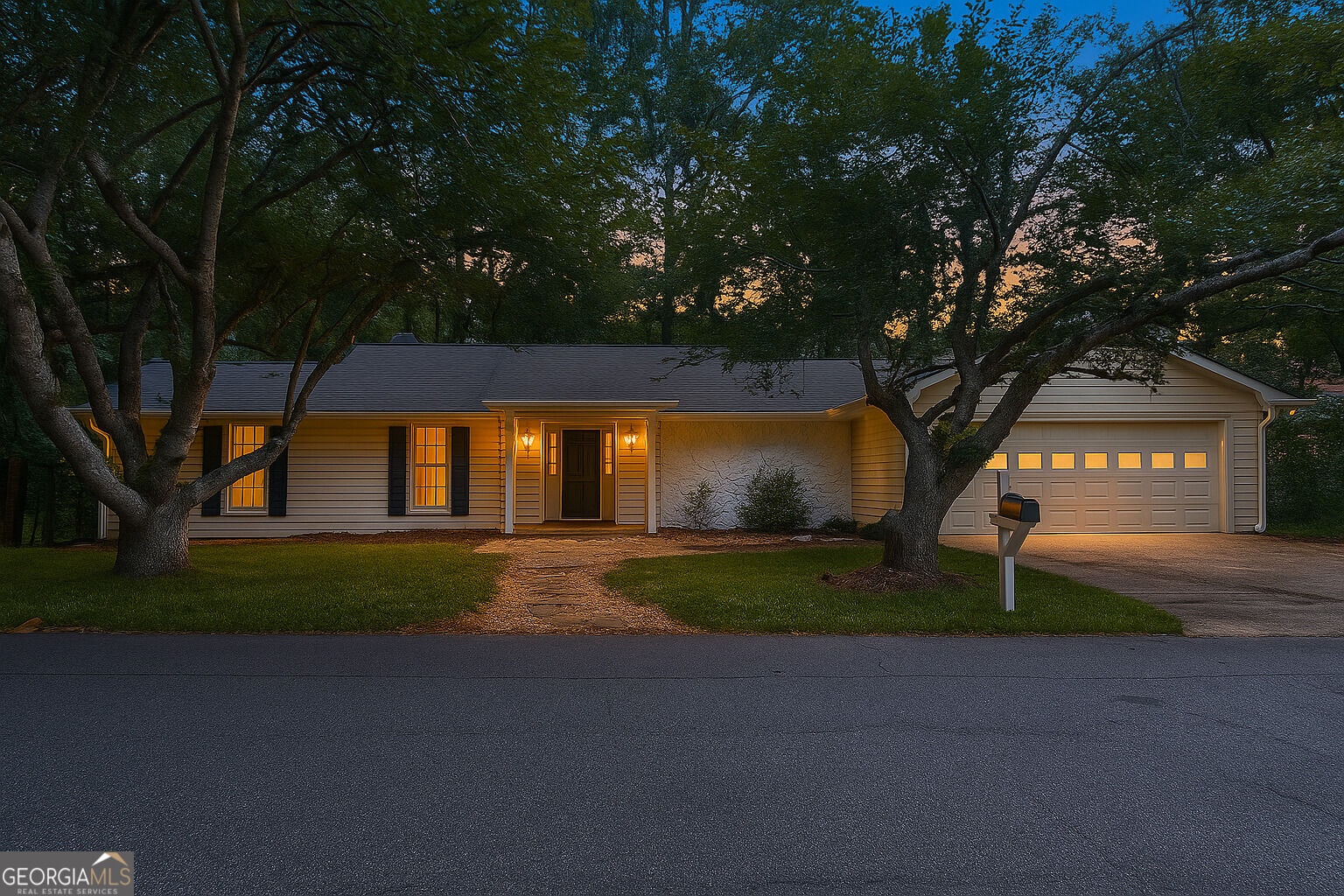 Property Photo: 160 Boxelder Lane GA 30076