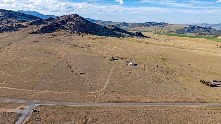 Property Photo:  516 Mt Highway 287 W  MT 59729 
