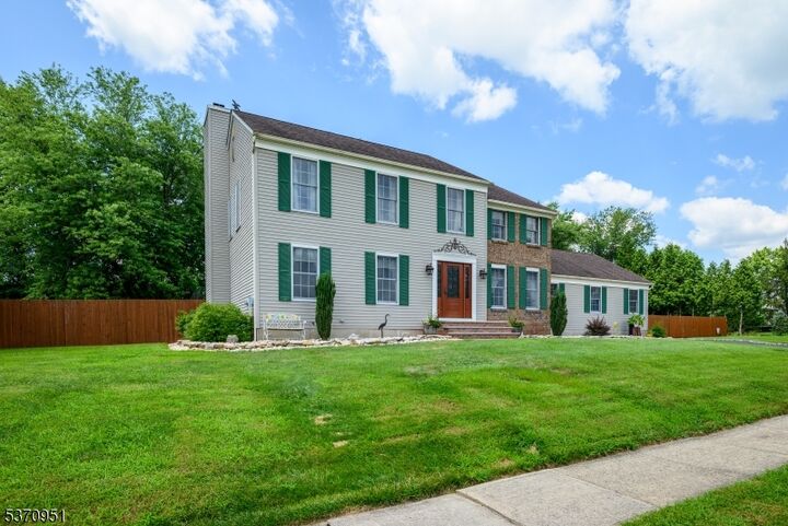 1 Elmendorf Cir  Hillsborough Twp. NJ 08844 photo