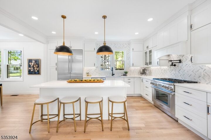 Property Photo: 519 Lenox Ave NJ 07090