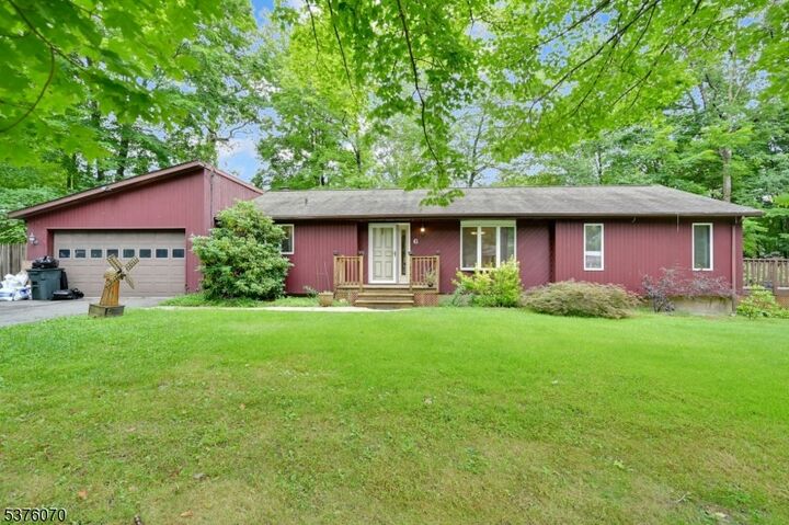 6 Dunham Rd  West Milford Twp. NJ 07421 photo