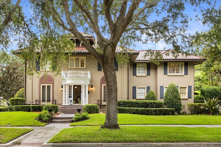 Property Photo: 824 S Osceola Avenue FL 32801