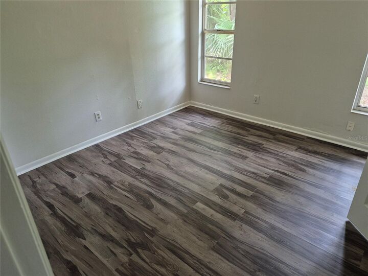 Property Photo:  3717 Ambermist Drive  FL 33619 