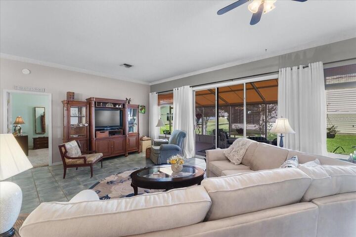 Property Photo:  6004 Sanderling Drive  FL 33809 