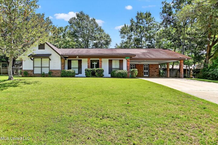 Property Photo: 12114 Edington Place MS 39503