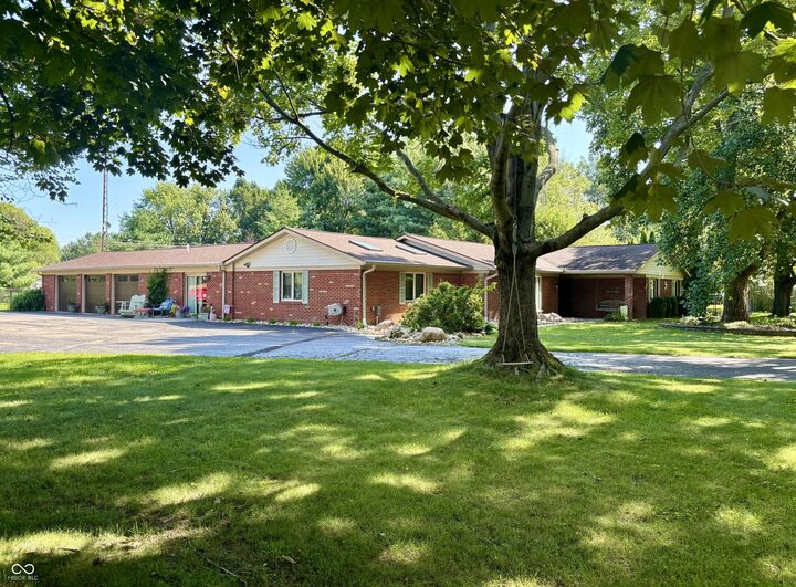 Property Photo: 72 E Maple Drive IN 46131
