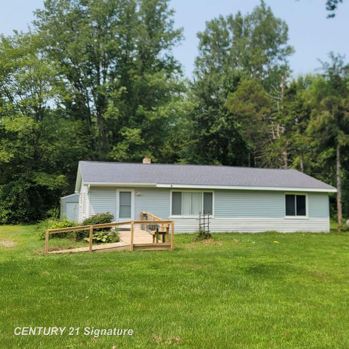 9353 Morrish Road  Montrose MI 48457 photo