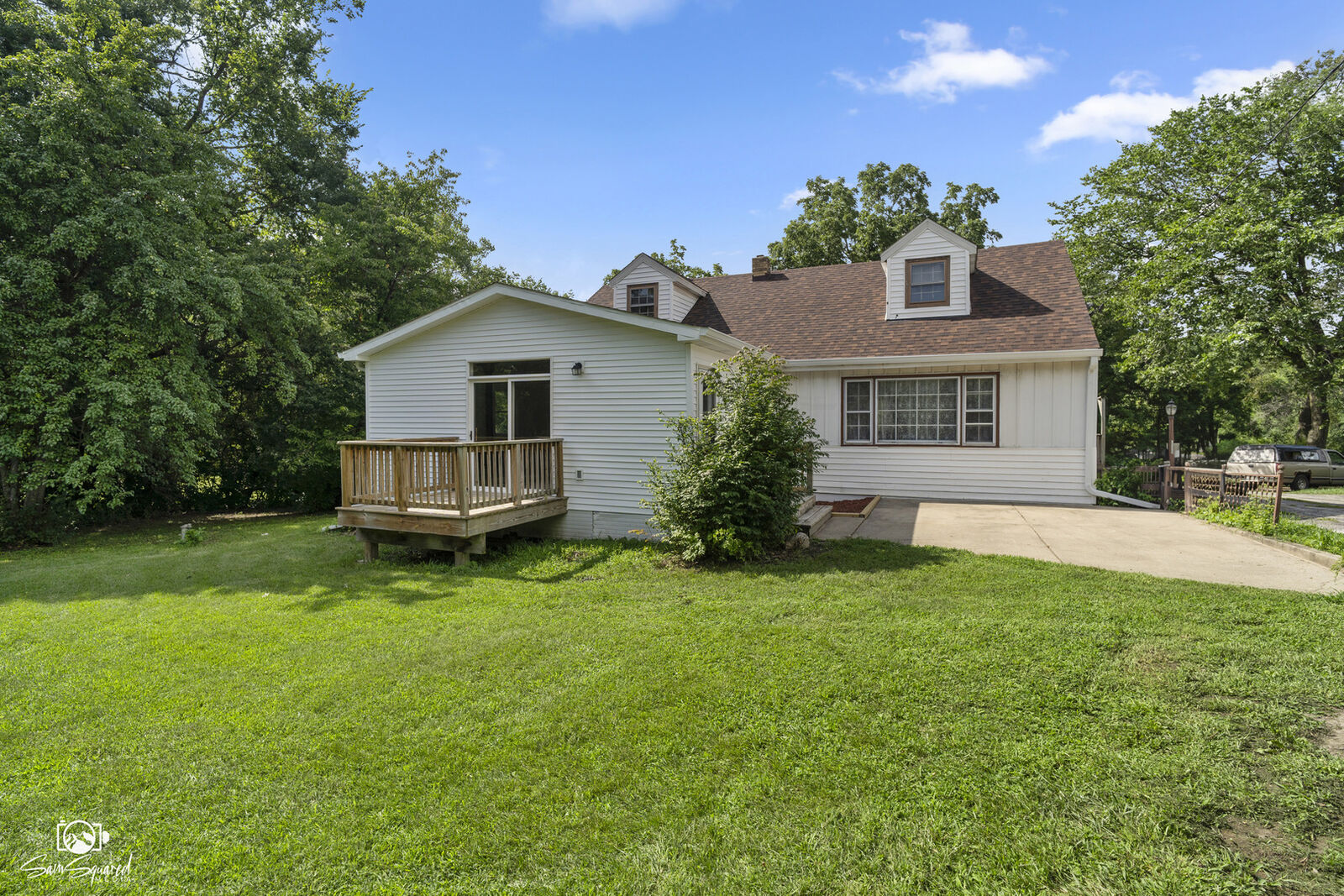 Property Photo:  2103 Maple Road  IL 60432 