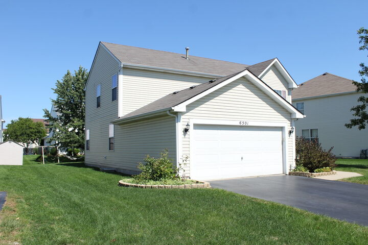 Property Photo:  6501 Roth Drive  IL 60431 
