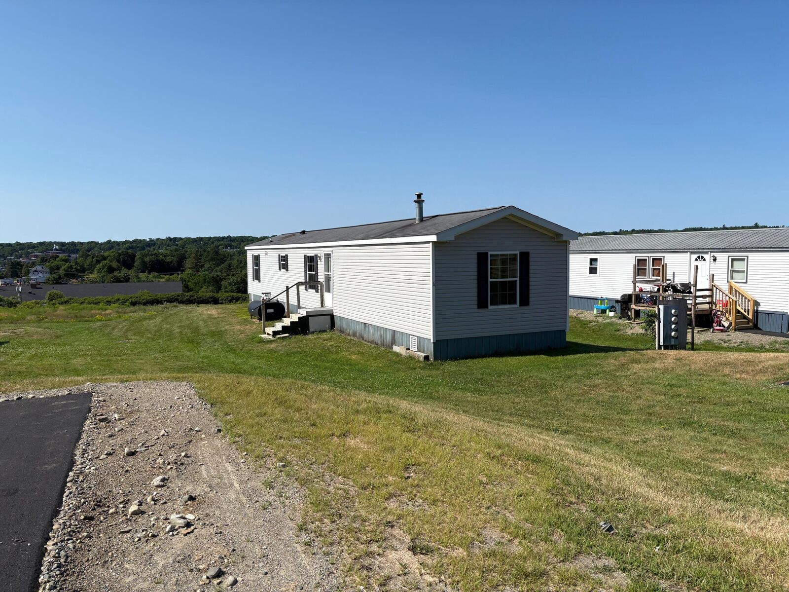 Property Photo: 6 Daniel Drive ME 04915