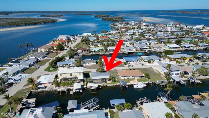 Property Photo: 2821 Bruce Street FL 33993