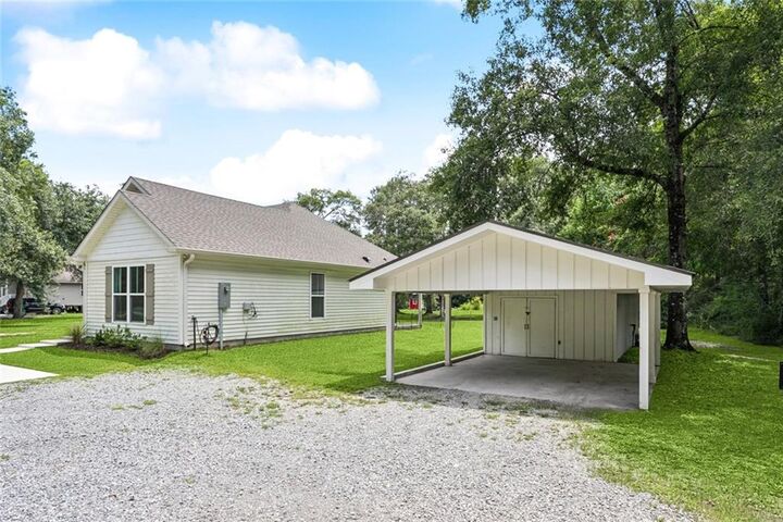 Property Photo:  70184 Archie Singletary Road  LA 70452 