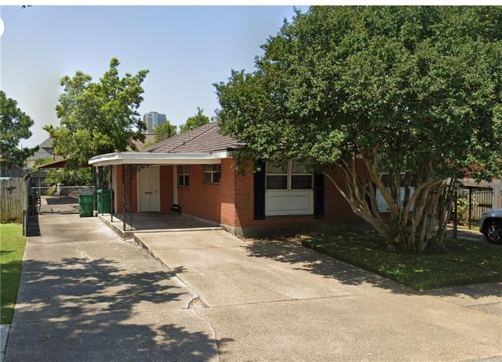 Property Photo:  1336 Helios Avenue  LA 70002 