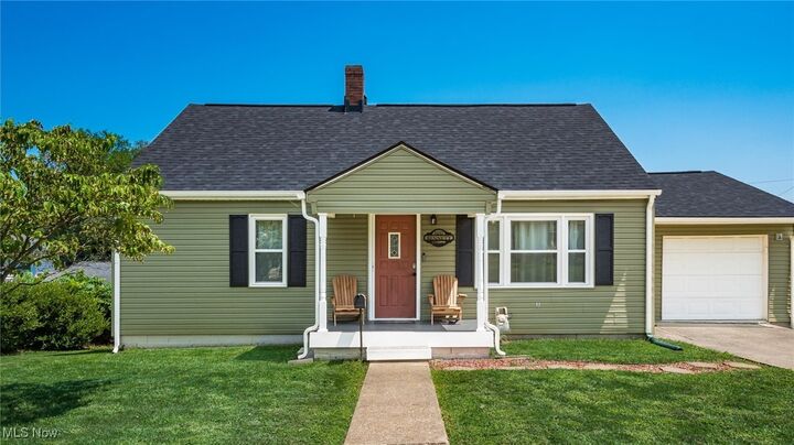 Property Photo:  1632 Spruce Street  OH 43701 