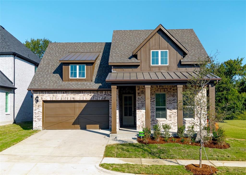 Property Photo: 109 Keane Court TX 76063