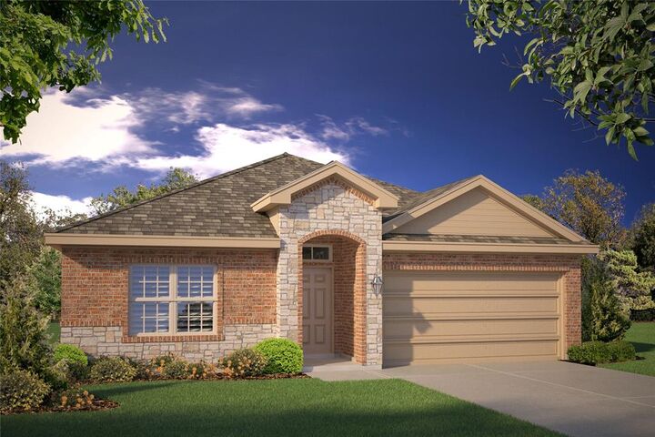 Property Photo: 312 Logan Street TX 76059